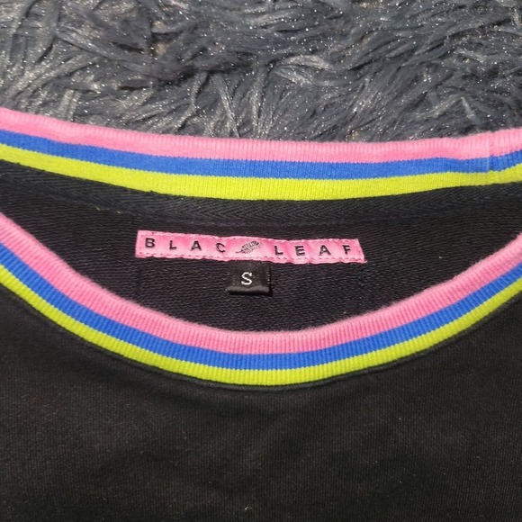 Like new blac leaf polar bear crewneck sweatshirt size small - Picture 7 of 7